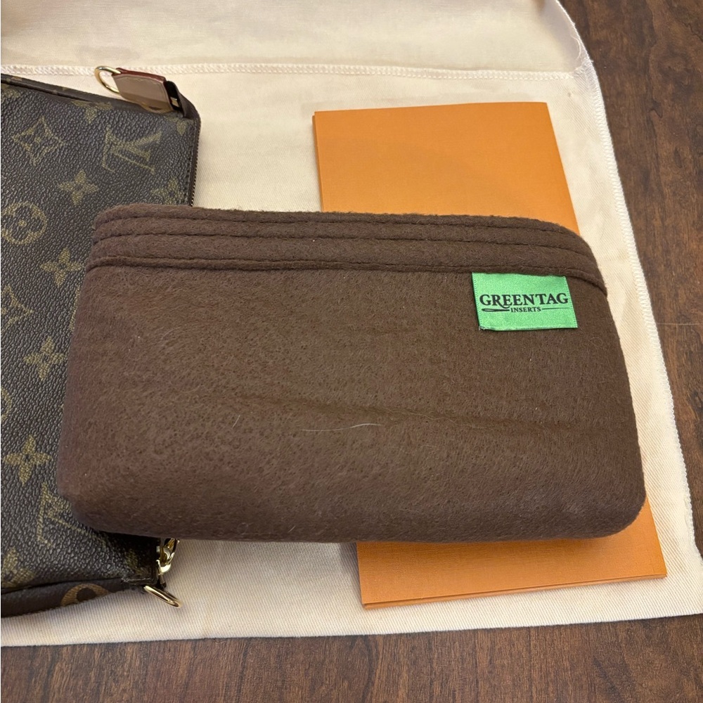 Pochette organizer insert